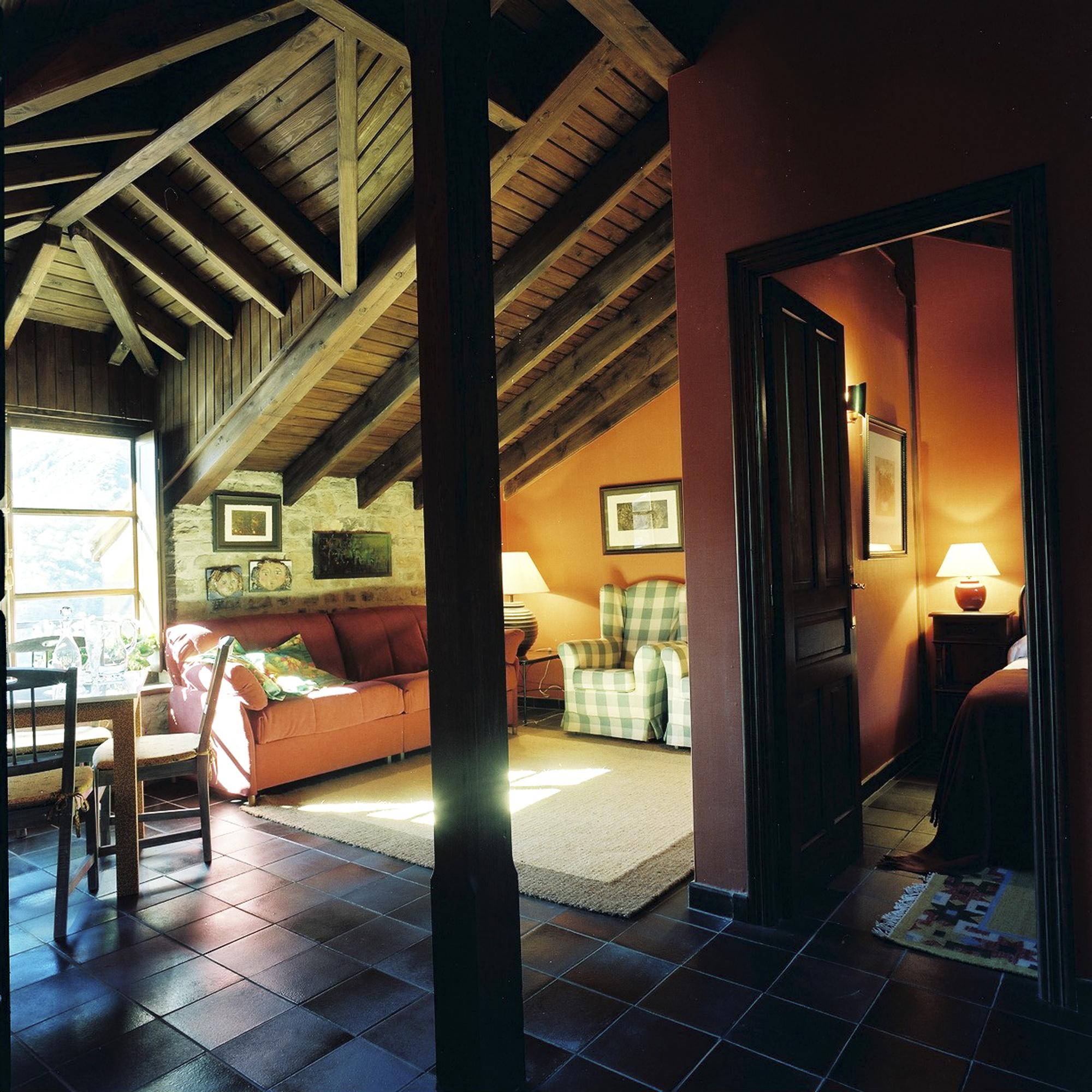 compasso-interiores-hotel-rural-asturias-arquitectura-verde-entorno-natural-1993